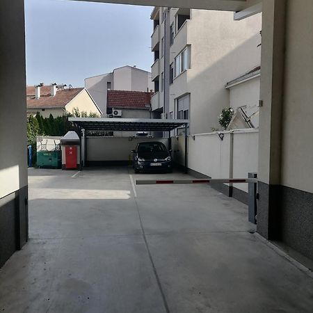 Stojanovic Apartments Ni Buitenkant foto