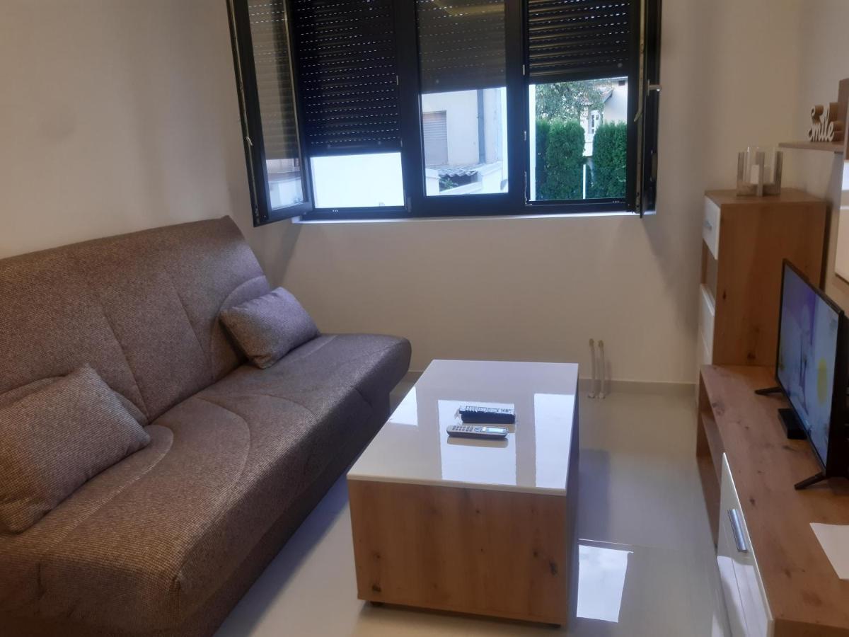 Stojanovic Apartments Ni Buitenkant foto